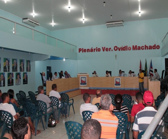 Sessão Ordinária da Câmara de São Raimundo das Mangabeiras no dia 02 de junho de 2014